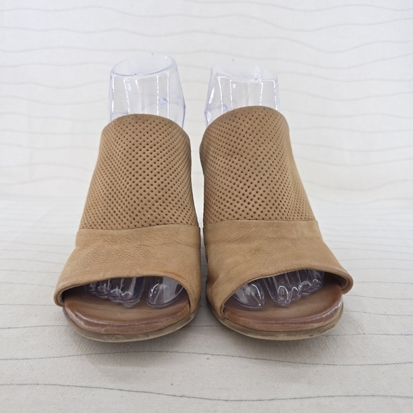 Miz Mooz Womens Leather Slide Wedge Sandals Kenzie Wheat Heels Shoes Size 38 - Picture 4 of 15
